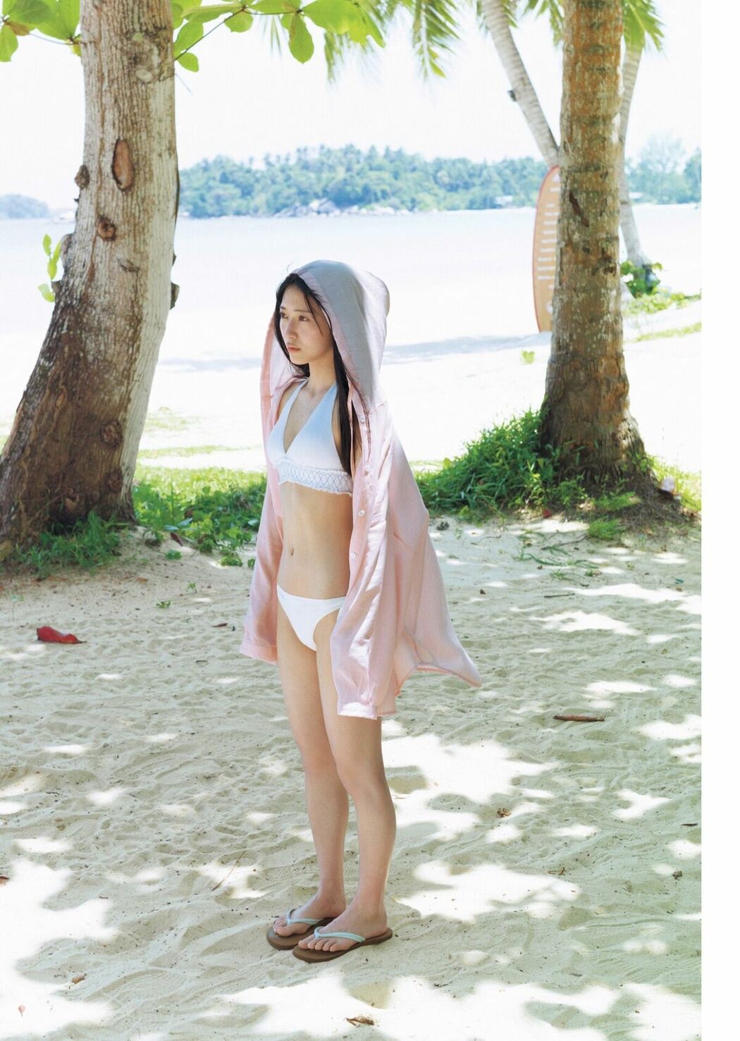 JP Airi Sato 佐藤綺星 – 1st写真集 天使の反射角度 Part01 (67P)