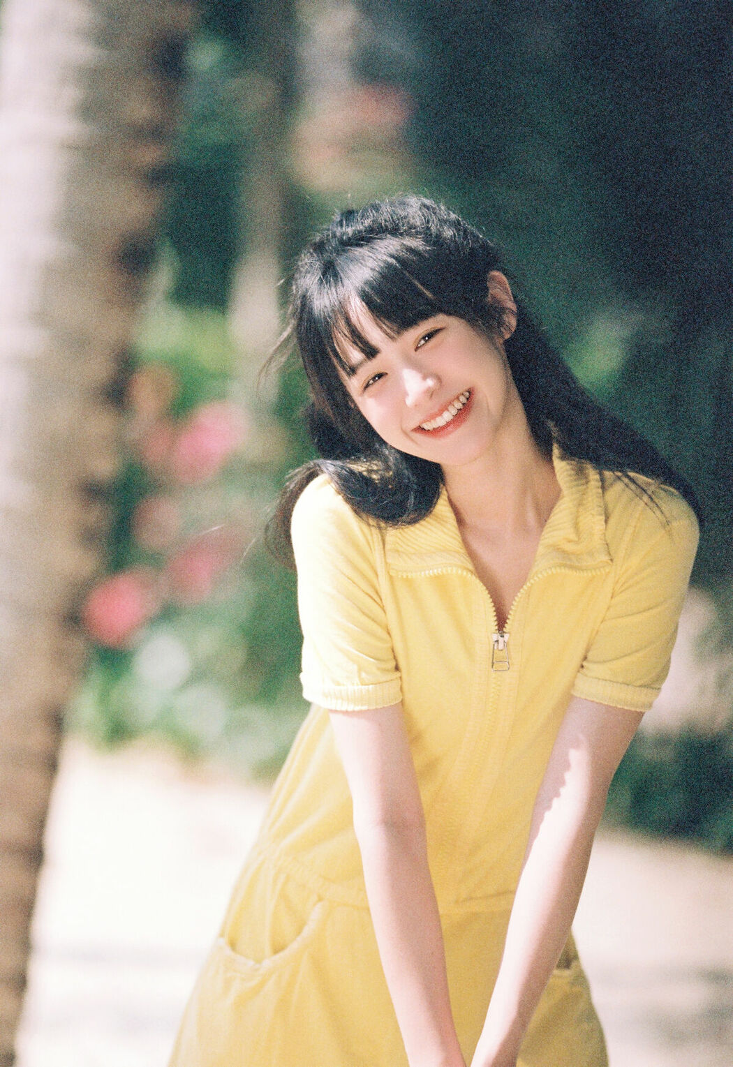 YiTuYu艺图语 Vol.10355 Kua Lie Su Su (13P)