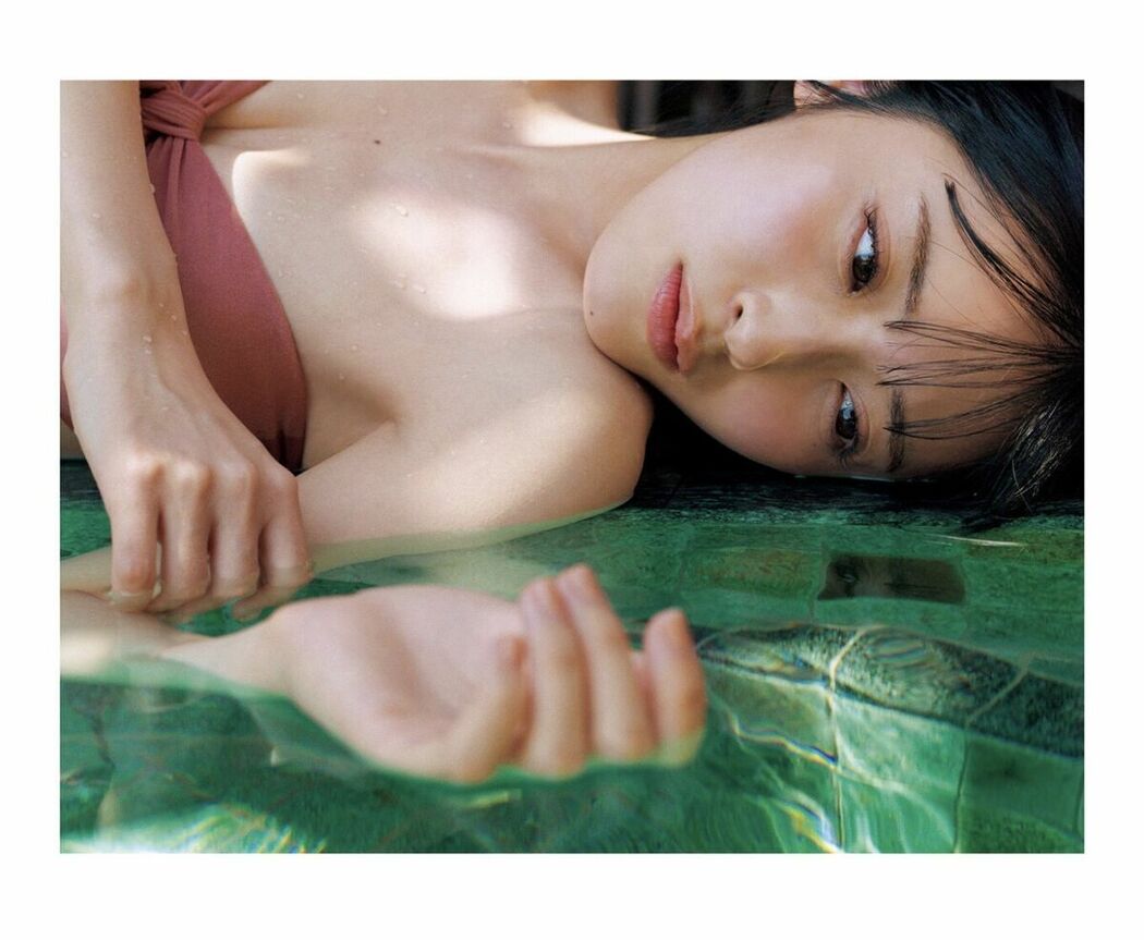 JP Airi Sato 佐藤綺星 – 1st写真集 天使の反射角度 Part02 (66P)