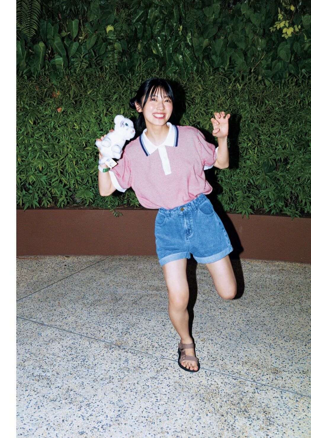 JP Airi Sato 佐藤綺星 – 1st写真集 天使の反射角度 Part01 (67P)
