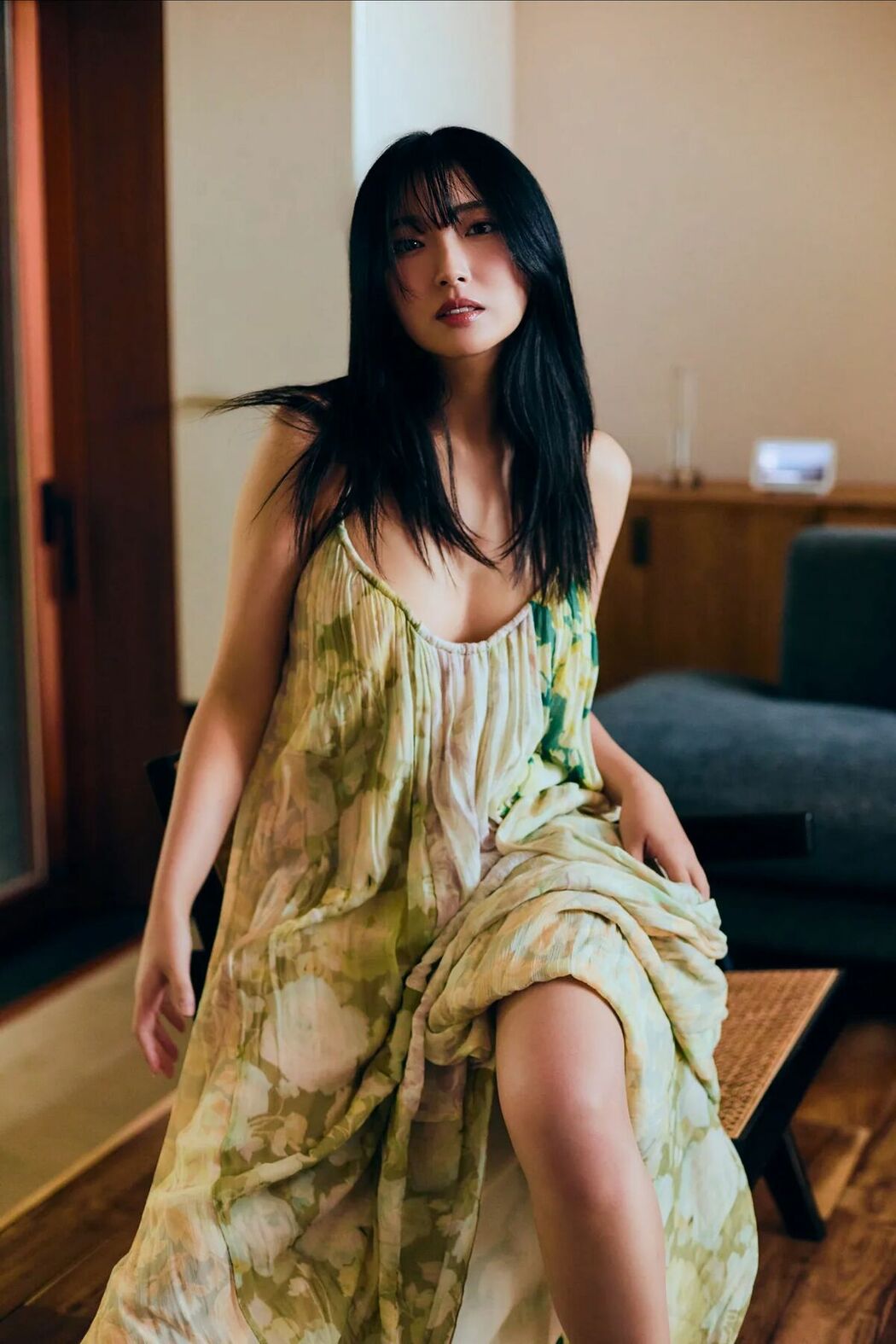 JP Karin Tsuji つじかりん – FRIDAY GOLD 初FRIDAY記念 18カット先行公開 (20P)