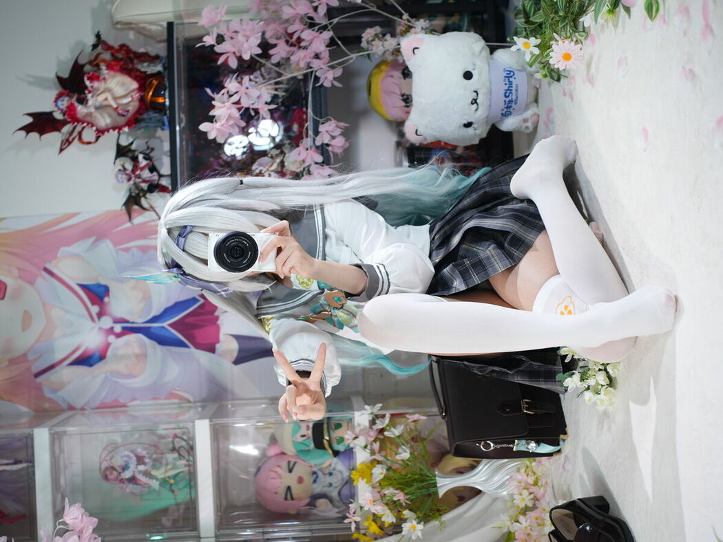 Coser@白栎Shirly – 春日流萤 Part02 (66P)