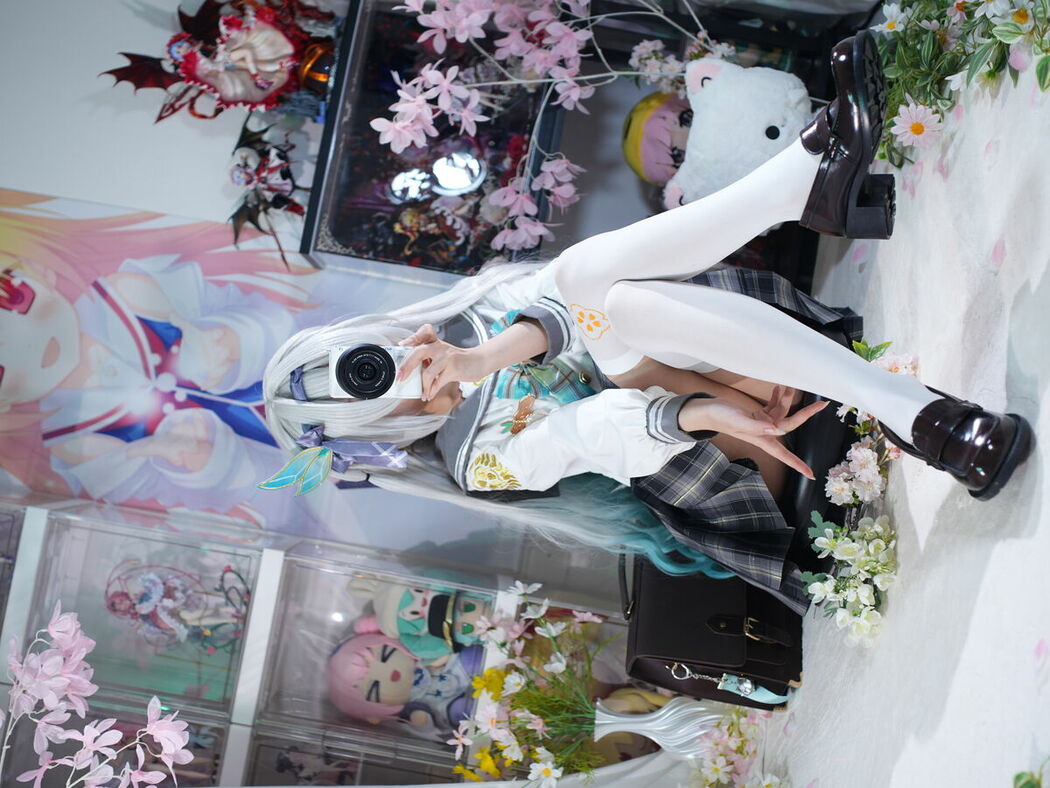 Coser@白栎Shirly – 春日流萤 Part01 (66P – 25V)