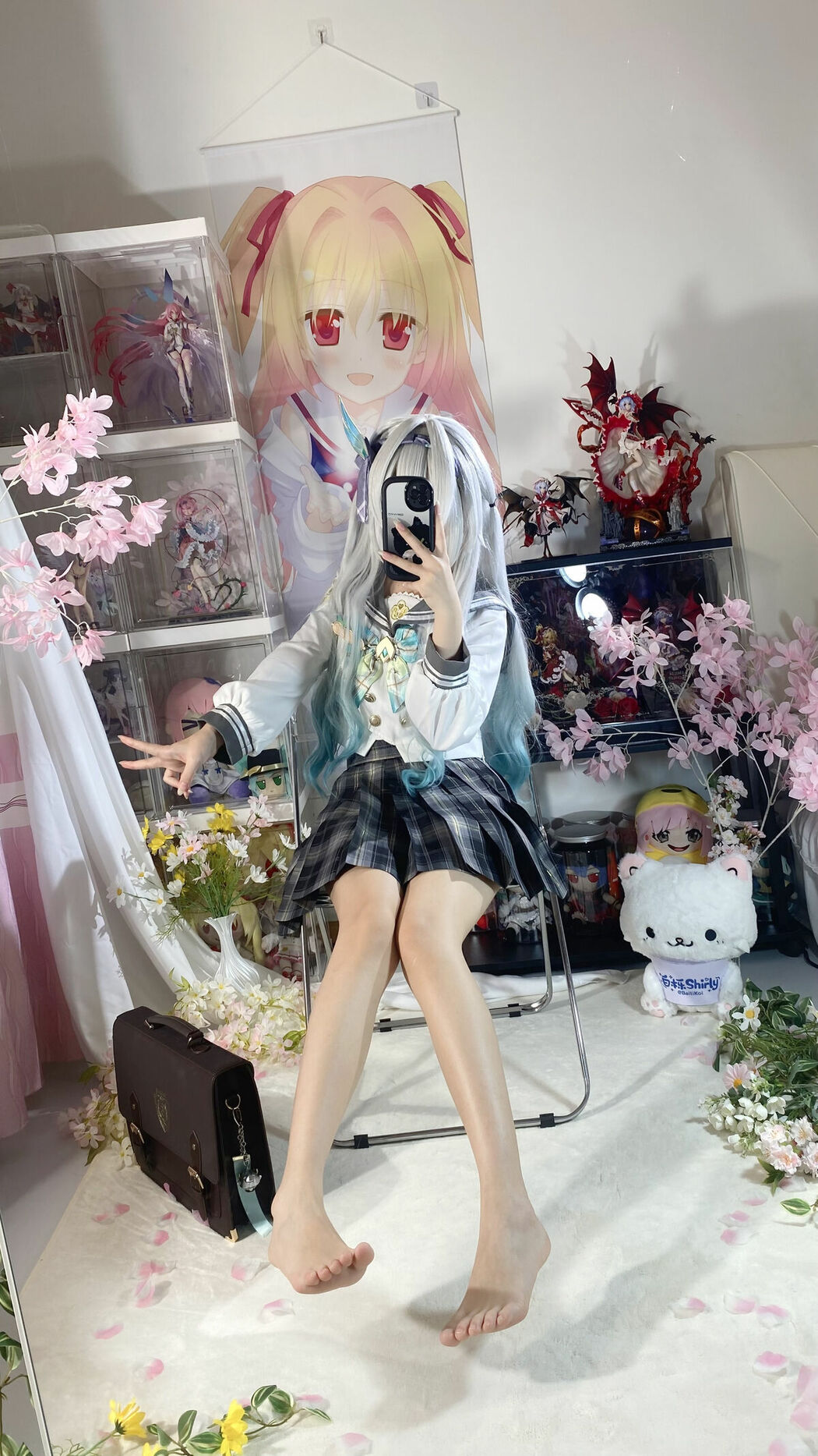 Coser@白栎Shirly – 春日流萤 Part01 (66P – 25V)