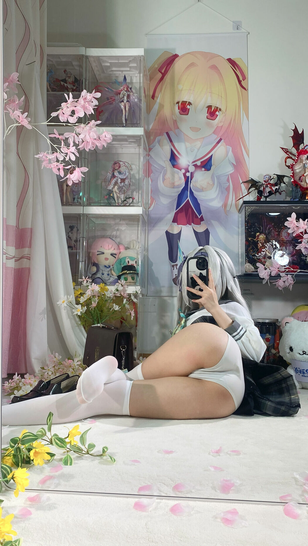 Coser@白栎Shirly – 春日流萤 Part02 (66P)