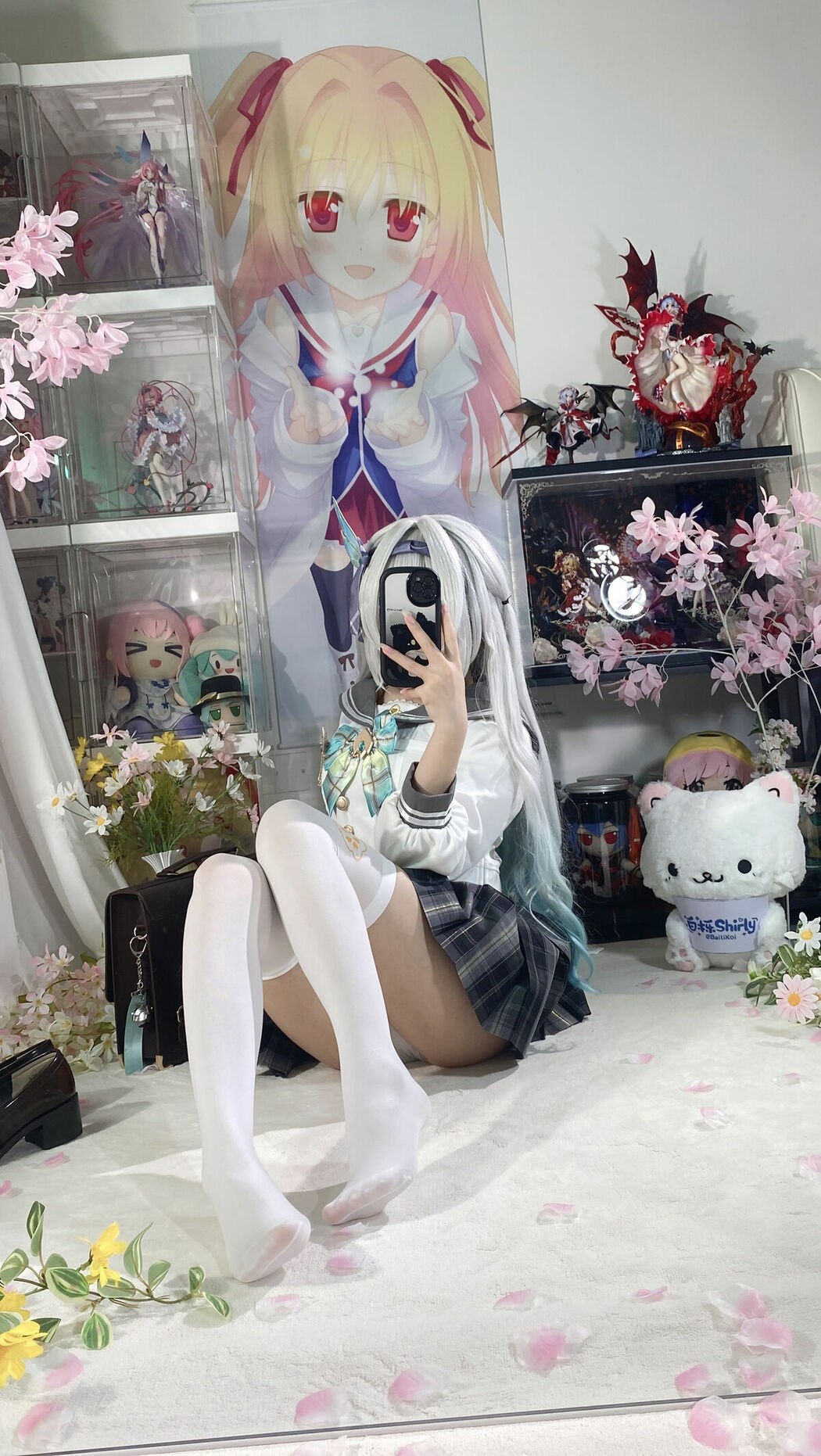 Coser@白栎Shirly – 春日流萤 Part02 (66P)
