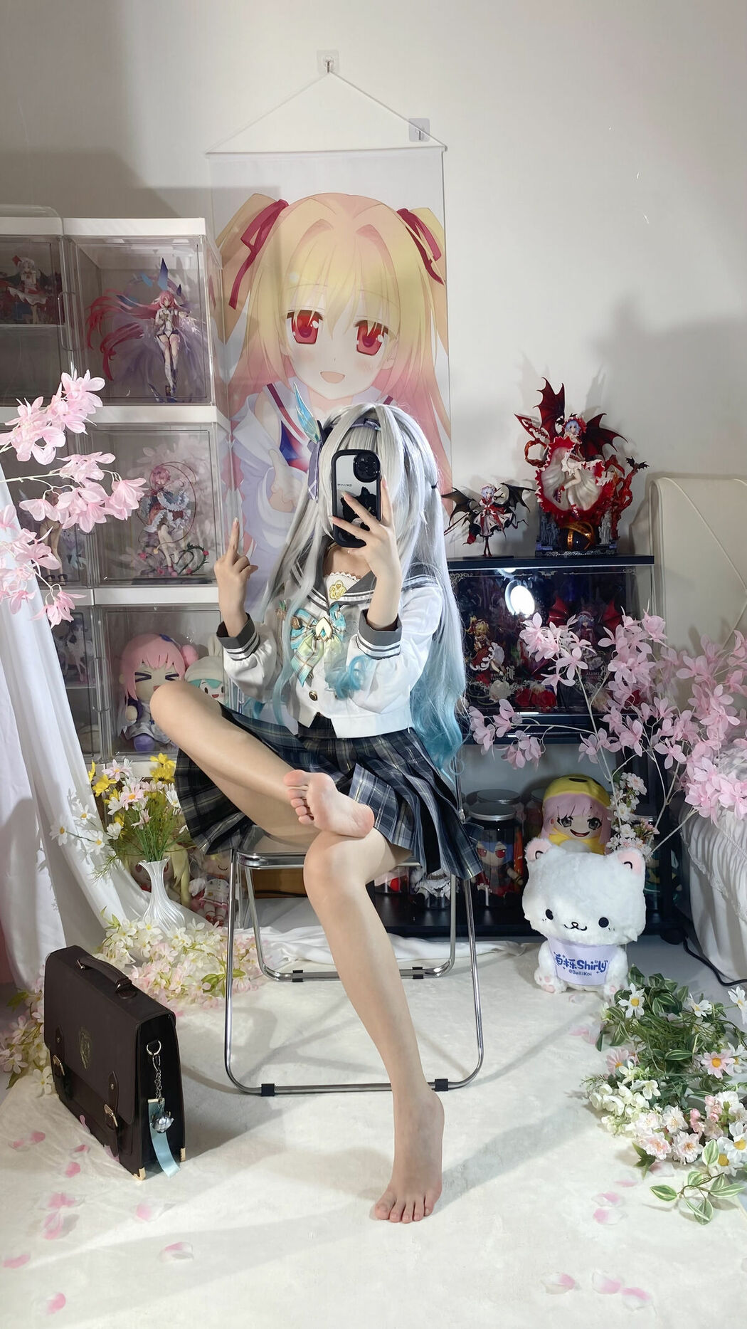 Coser@白栎Shirly – 春日流萤 Part01 (66P – 25V)
