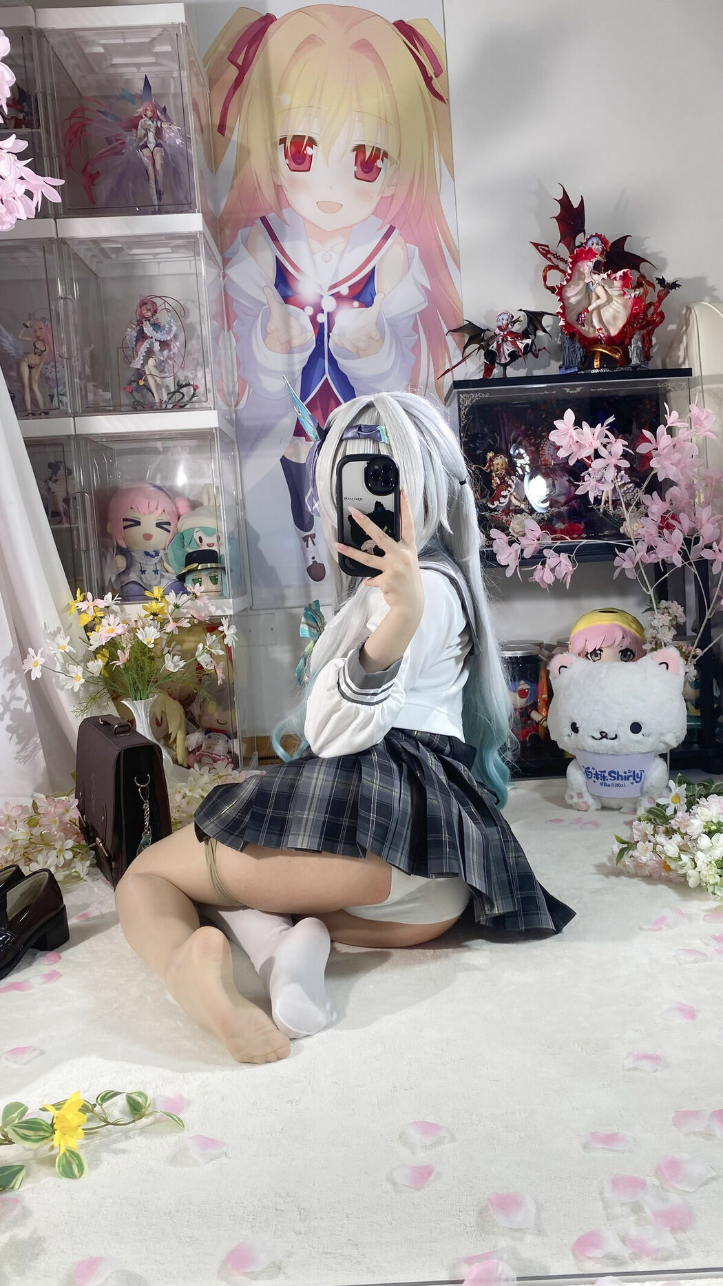 Coser@白栎Shirly – 春日流萤 Part02 (66P)