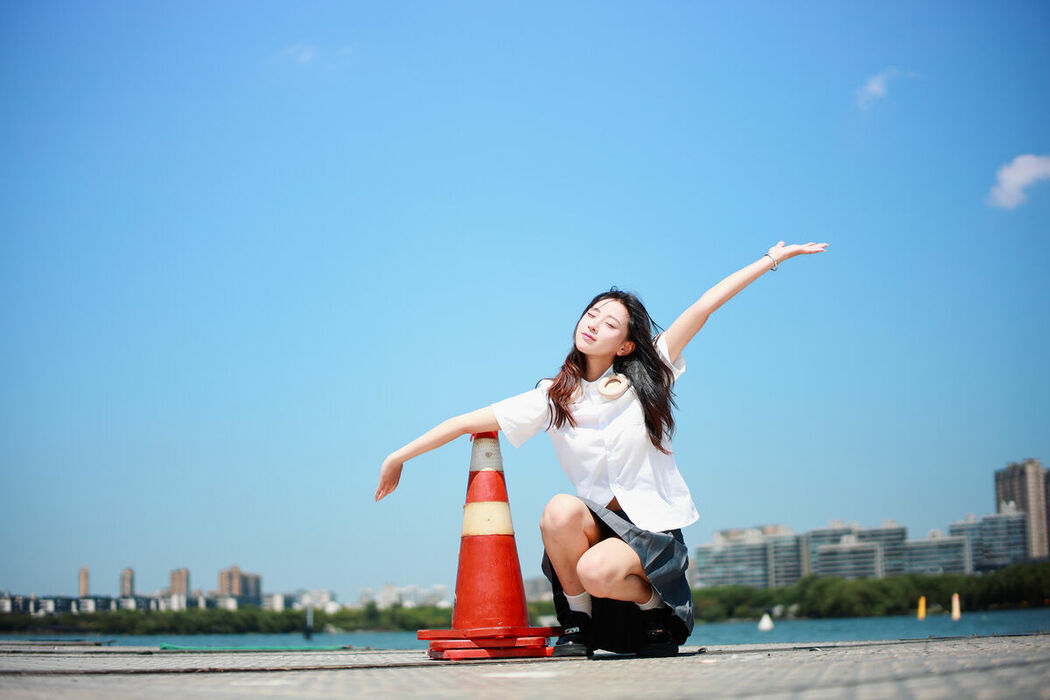 YiTuYu艺图语 Vol.10359 Xiao U (34P)