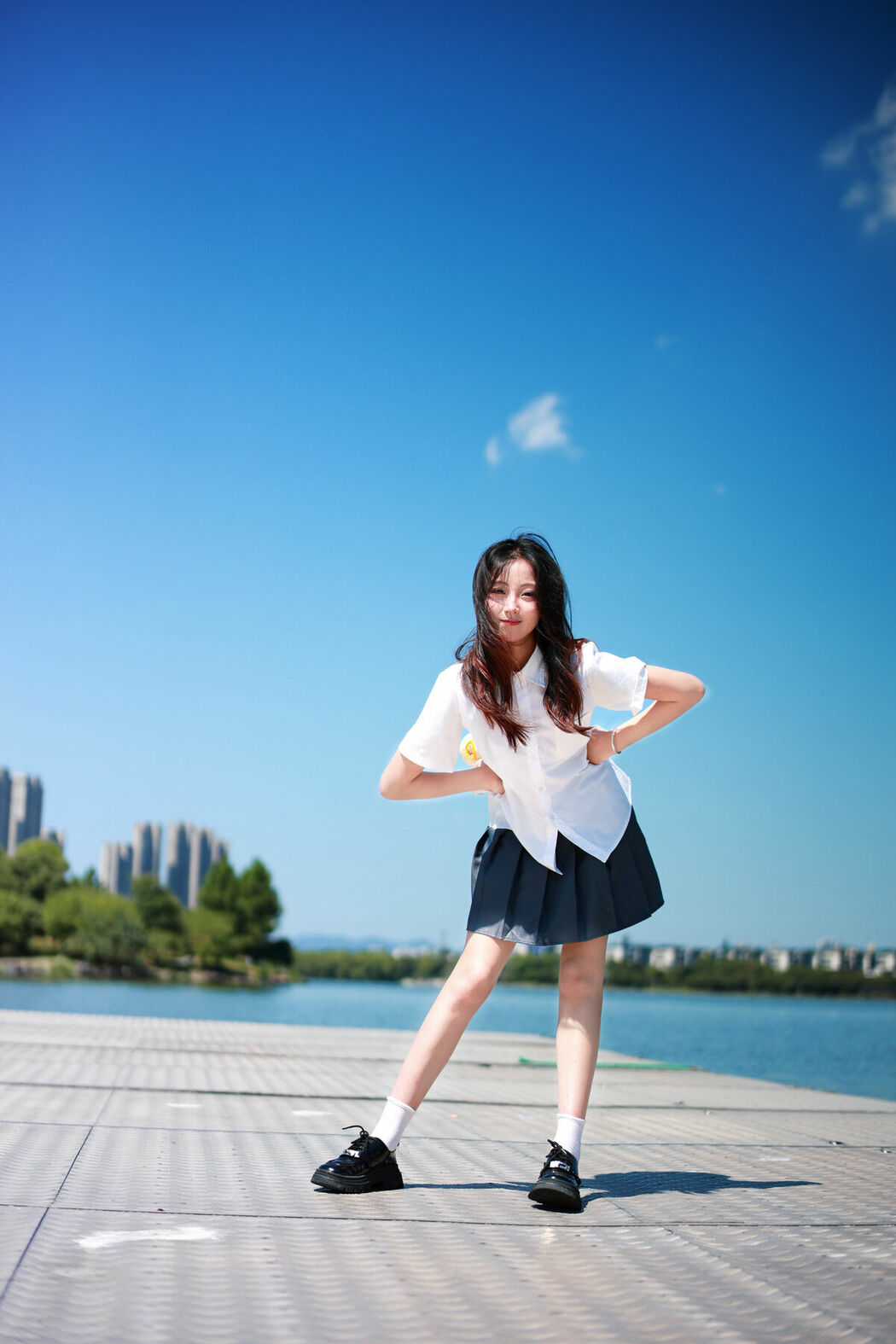 YiTuYu艺图语 Vol.10359 Xiao U (34P)