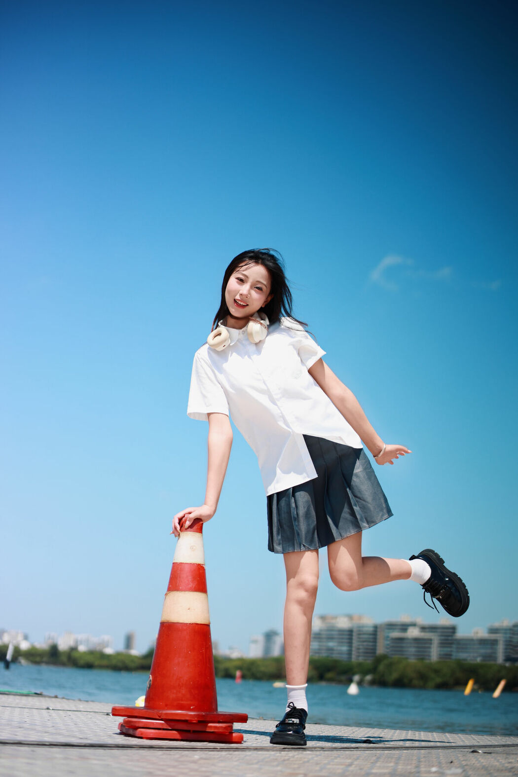 YiTuYu艺图语 Vol.10359 Xiao U (34P)