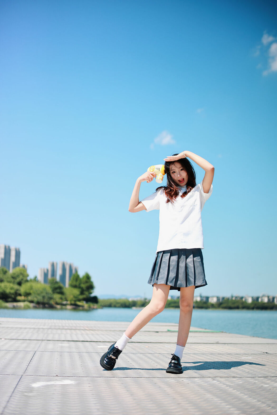 YiTuYu艺图语 Vol.10359 Xiao U (34P)