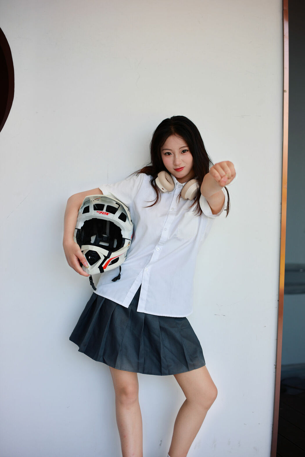 YiTuYu艺图语 Vol.10359 Xiao U (34P)