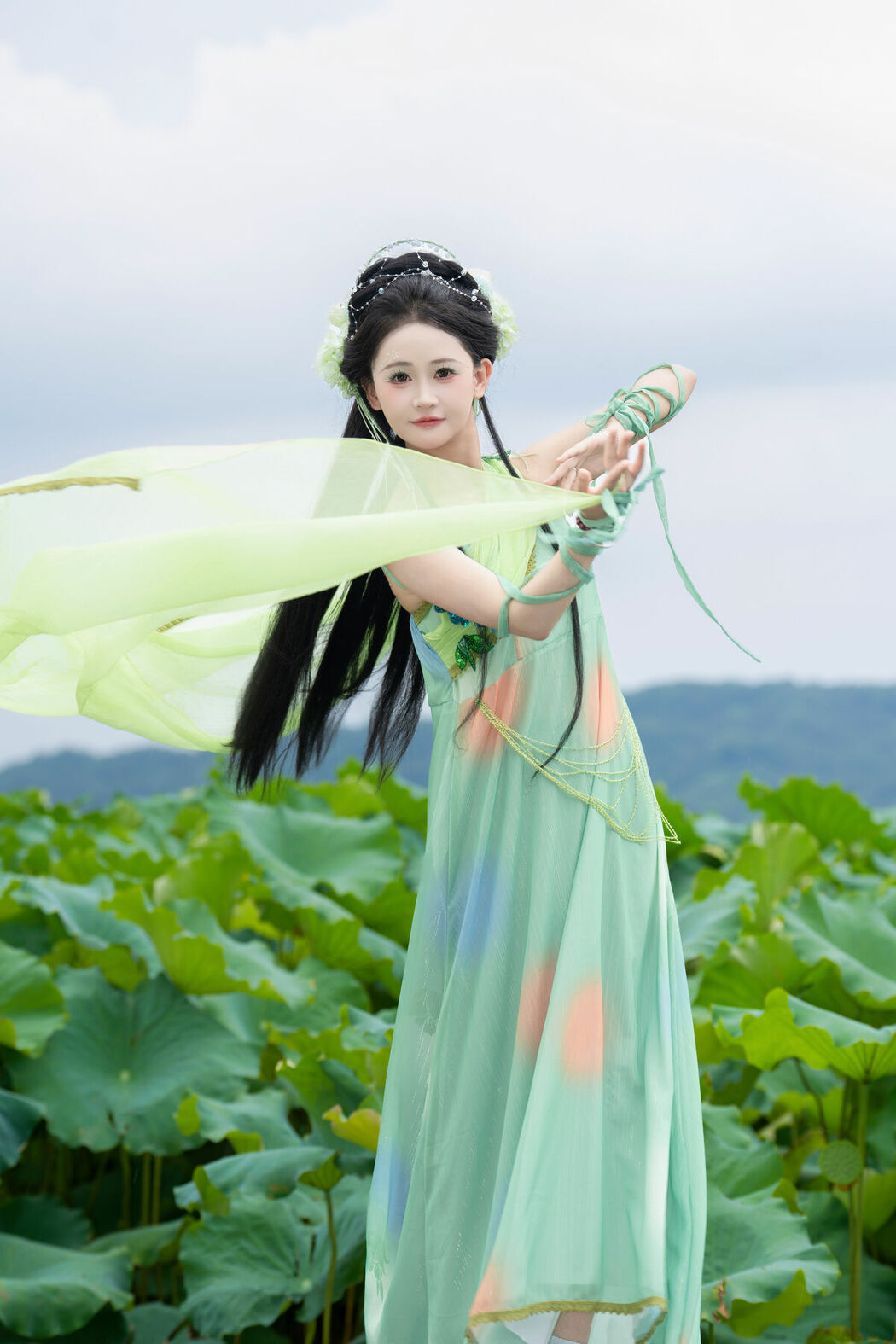 YiTuYu艺图语 Vol.10362 Jiao Yi Zhi Sui Sui (43P)