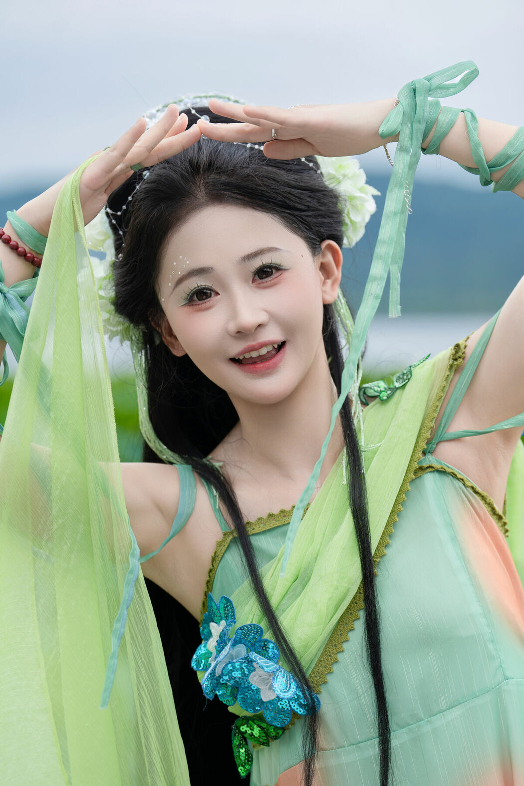 YiTuYu艺图语 Vol.10362 Jiao Yi Zhi Sui Sui (43P)