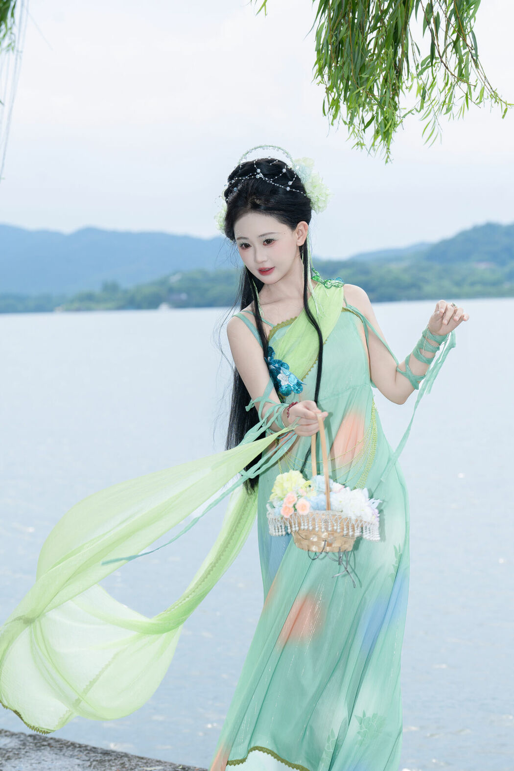 YiTuYu艺图语 Vol.10362 Jiao Yi Zhi Sui Sui (43P)