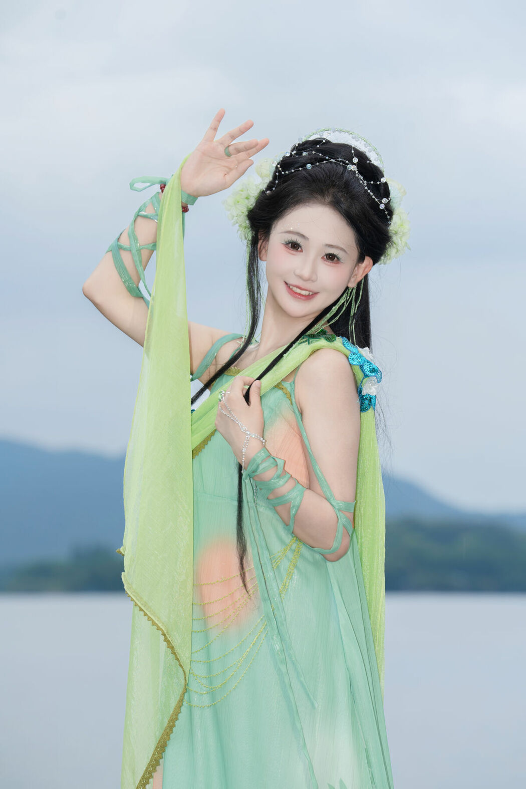 YiTuYu艺图语 Vol.10362 Jiao Yi Zhi Sui Sui (43P)