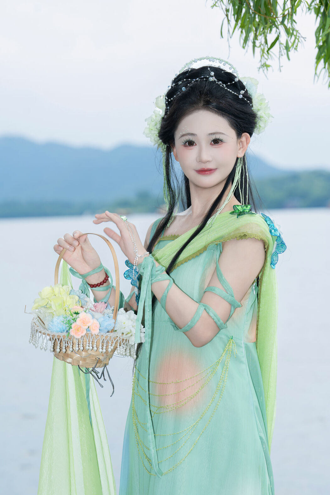 YiTuYu艺图语 Vol.10362 Jiao Yi Zhi Sui Sui (43P)