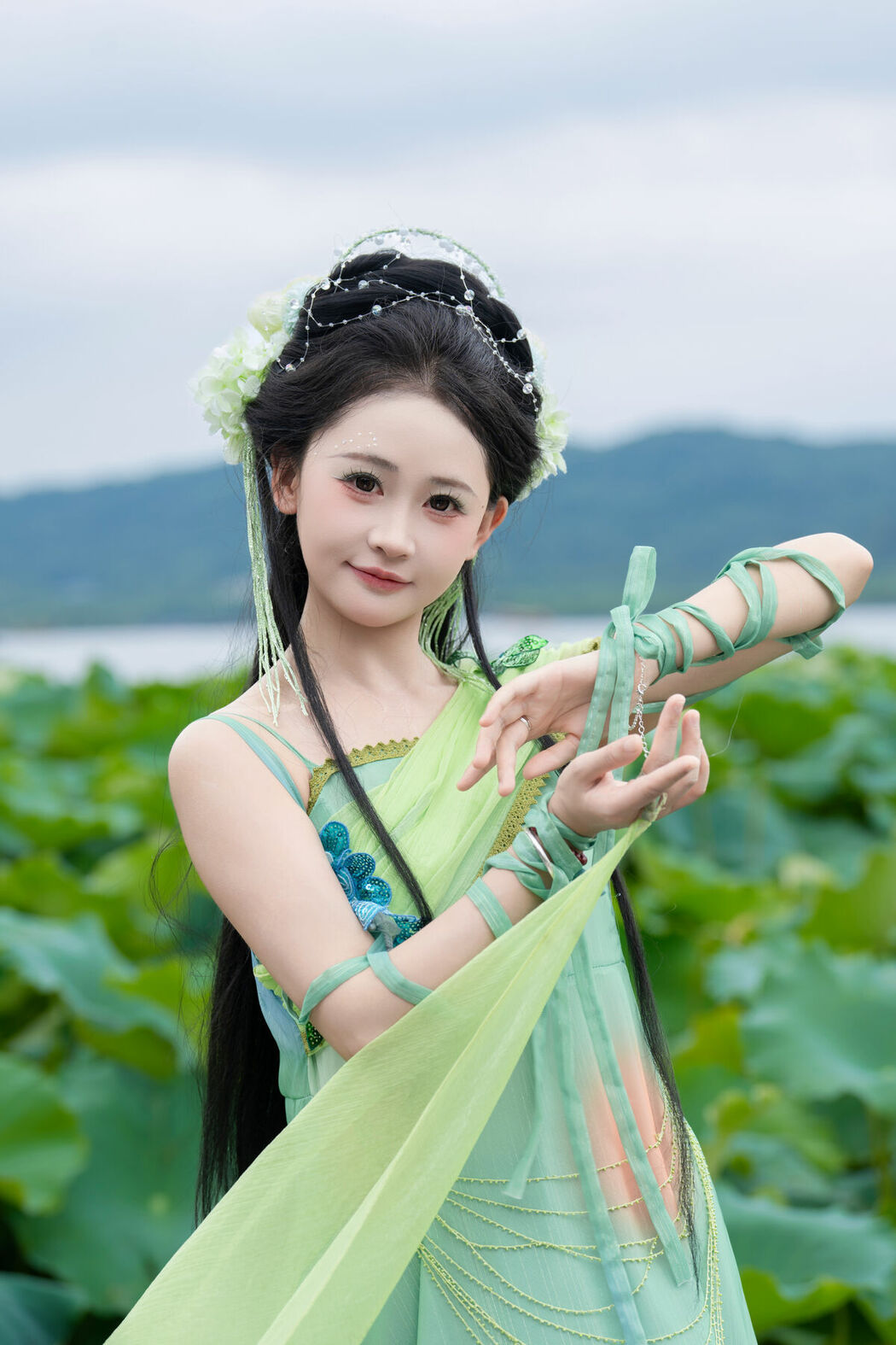 YiTuYu艺图语 Vol.10362 Jiao Yi Zhi Sui Sui (43P)