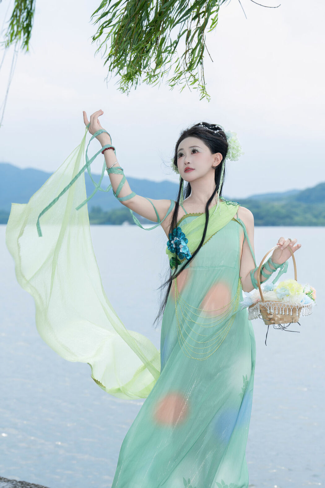 YiTuYu艺图语 Vol.10362 Jiao Yi Zhi Sui Sui (43P)
