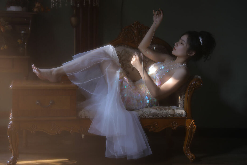 YiTuYu艺图语 Vol.10360 Xiao Fei Yang Bu Chi La Chang (14P)