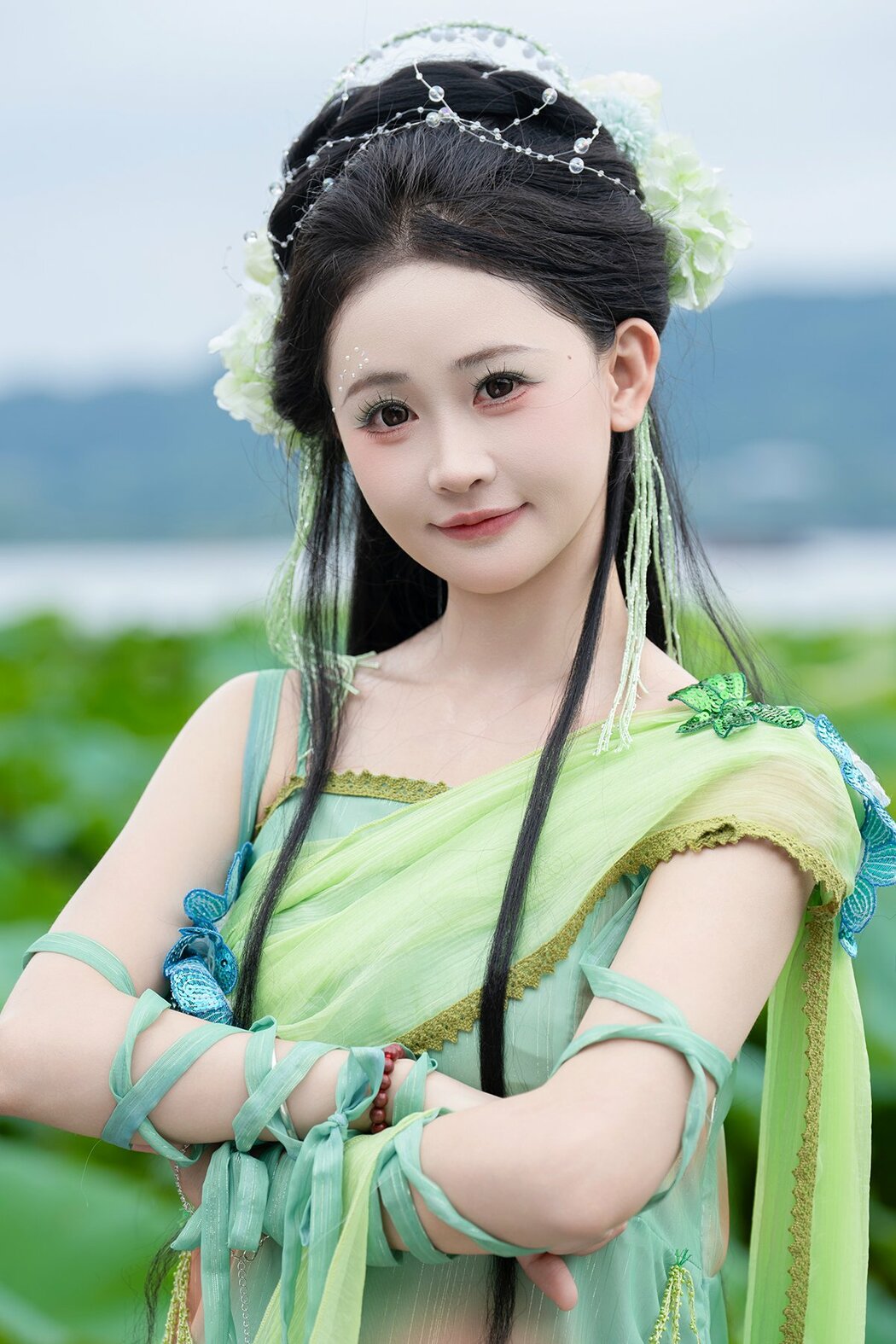 YiTuYu艺图语 Vol.10362 Jiao Yi Zhi Sui Sui (43P) Cover Photo