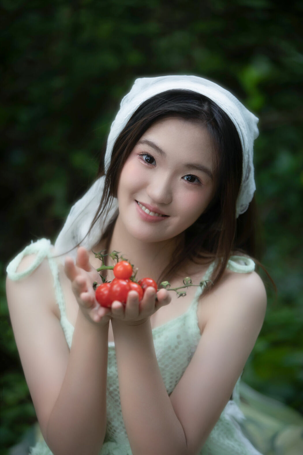 YiTuYu艺图语 Vol.10367 Ya (17P)
