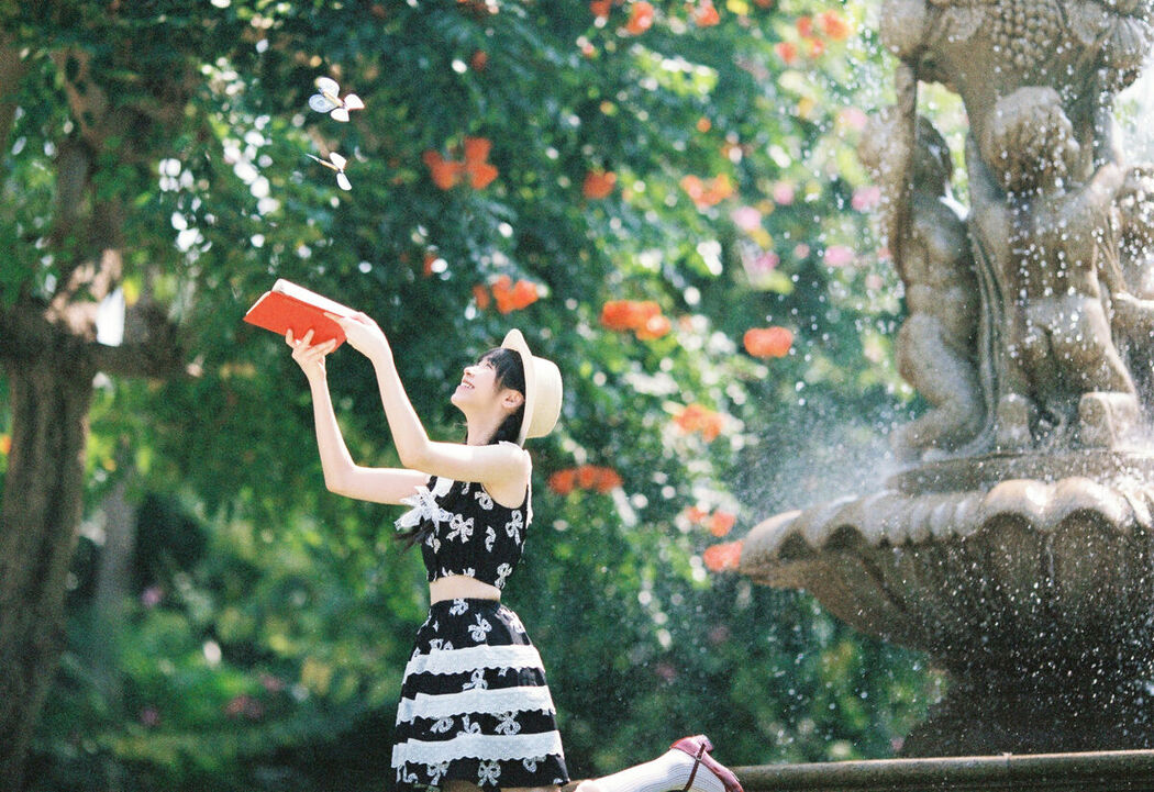 YiTuYu艺图语 Vol.10363 Kua Lie Su Su (26P)