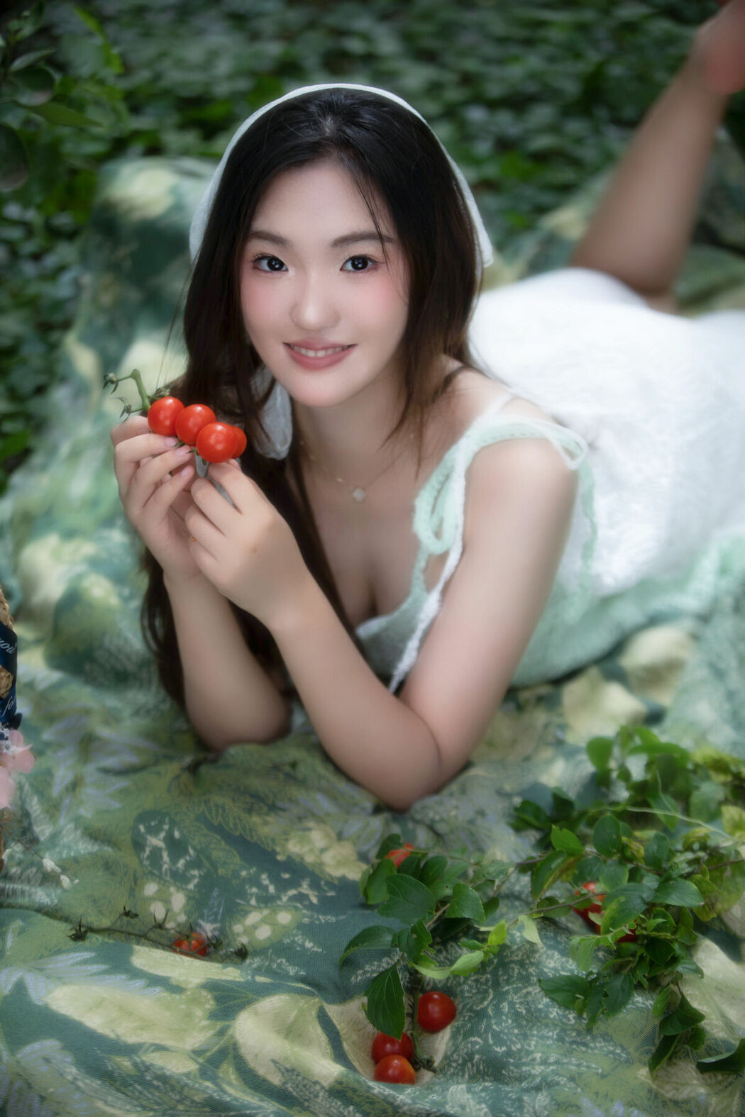 YiTuYu艺图语 Vol.10367 Ya (17P)