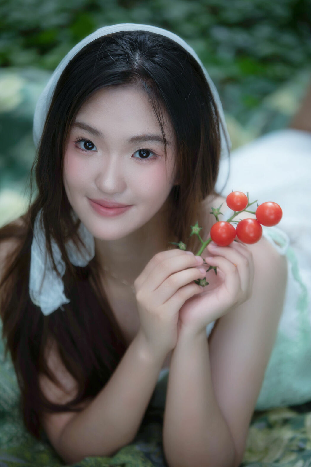 YiTuYu艺图语 Vol.10367 Ya (17P)