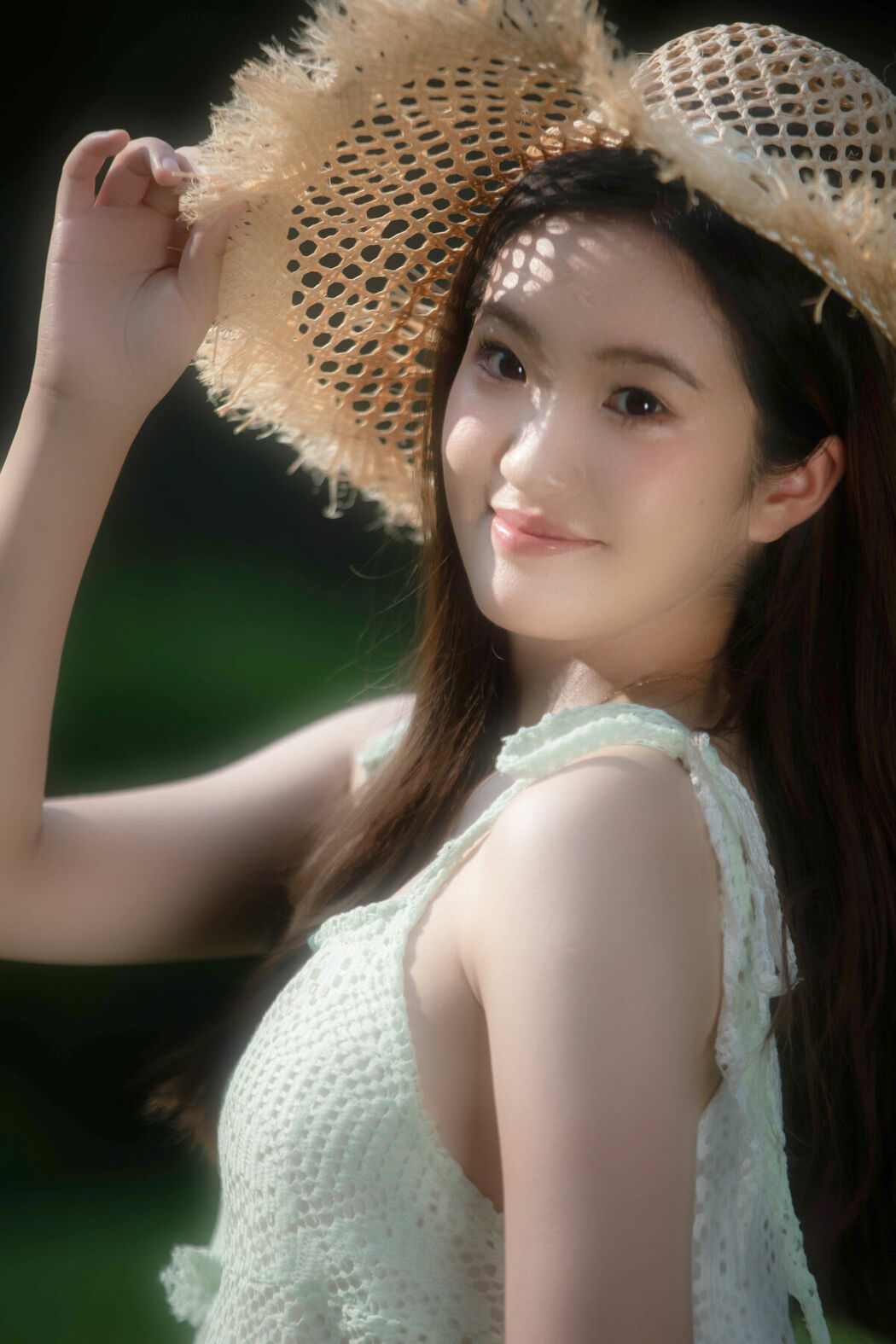 YiTuYu艺图语 Vol.10367 Ya (17P)