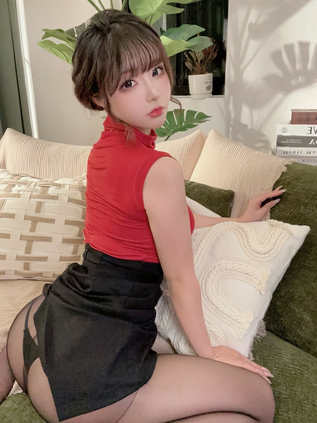 Coser@yuuhui玉汇 – 下属之妻 (46P – 2V)
