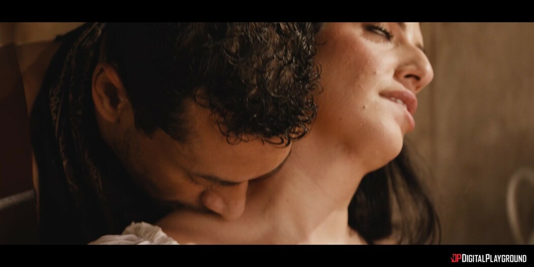 Sarah Arabic Captivates The Drifter With Her Powerful Allure And Demanding Passion