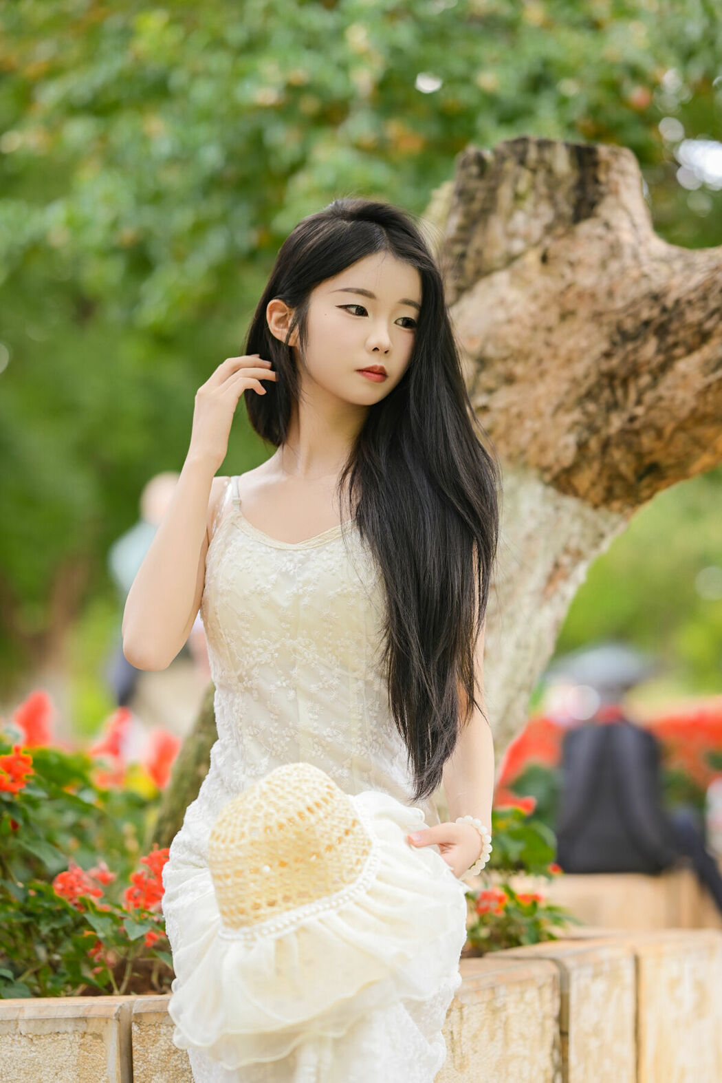 YiTuYu艺图语 Vol.10371 Ai Qing (27P)