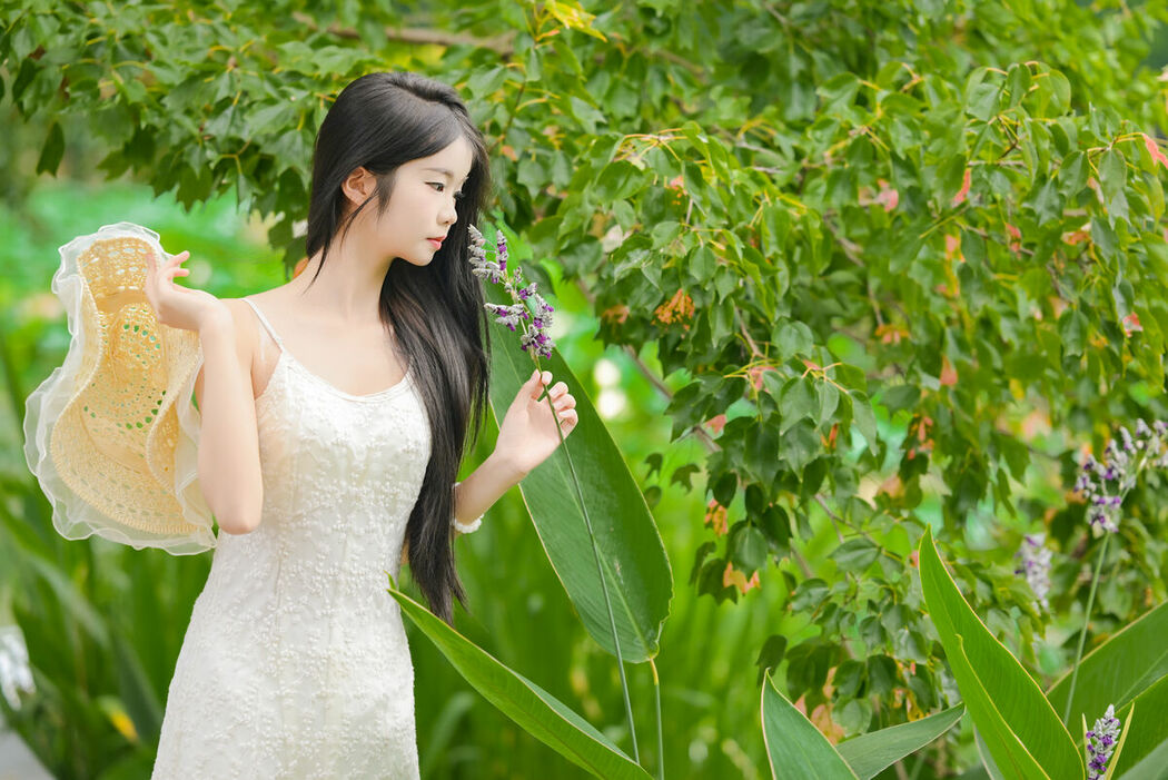 YiTuYu艺图语 Vol.10371 Ai Qing (27P)