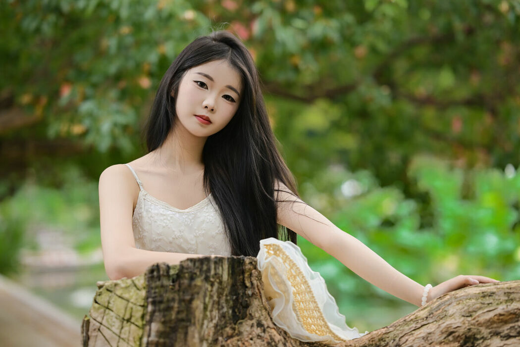YiTuYu艺图语 Vol.10371 Ai Qing (27P)