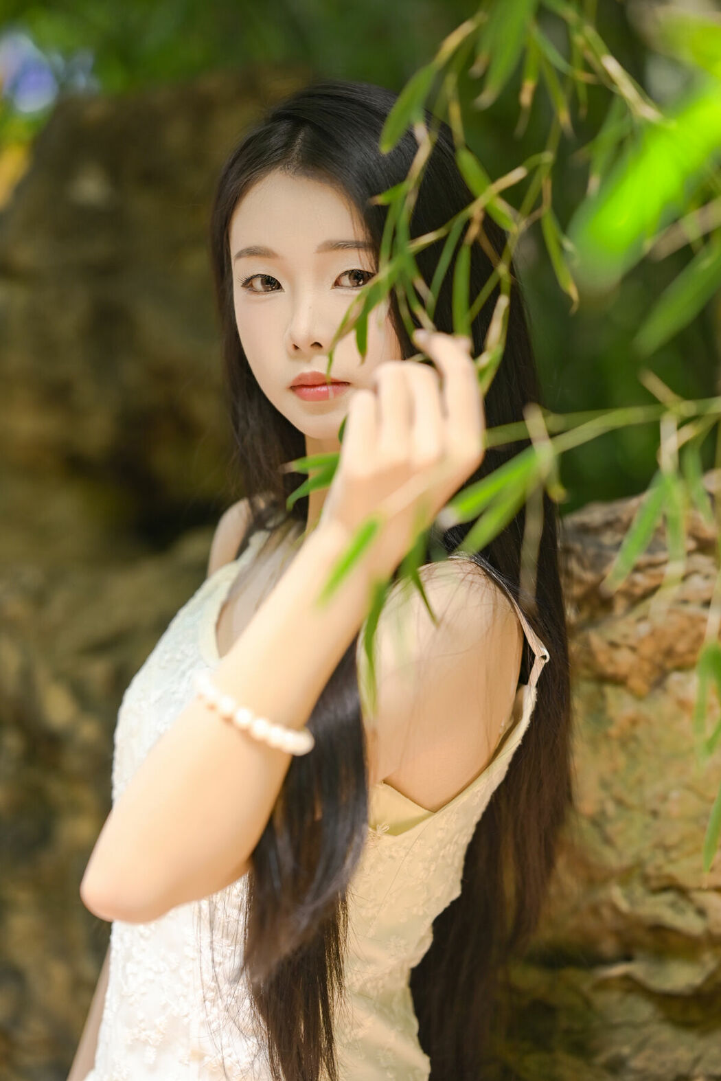 YiTuYu艺图语 Vol.10371 Ai Qing (27P)