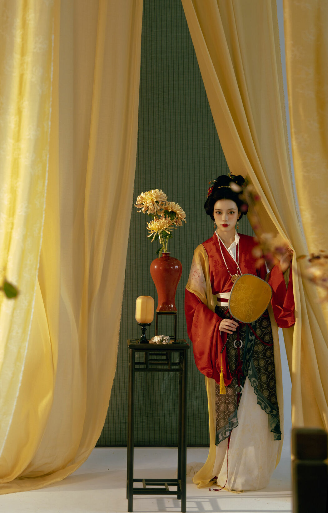 YiTuYu艺图语 Vol.10375 Tao Chi (14P)