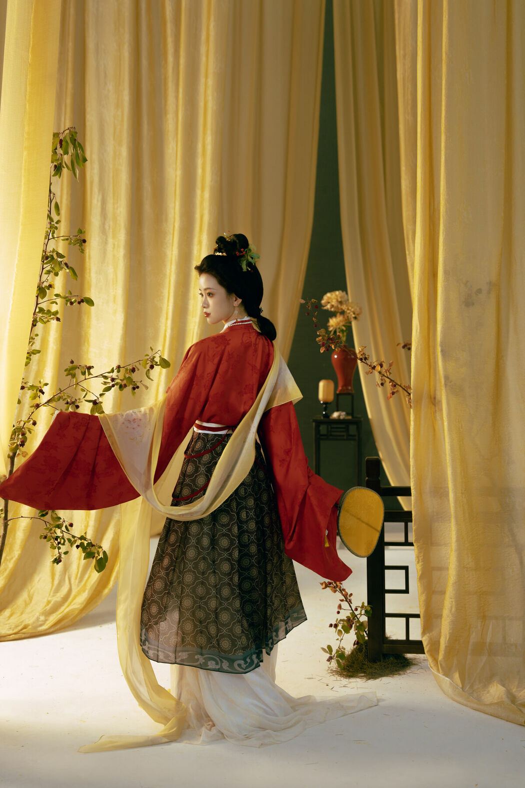 YiTuYu艺图语 Vol.10375 Tao Chi (14P)