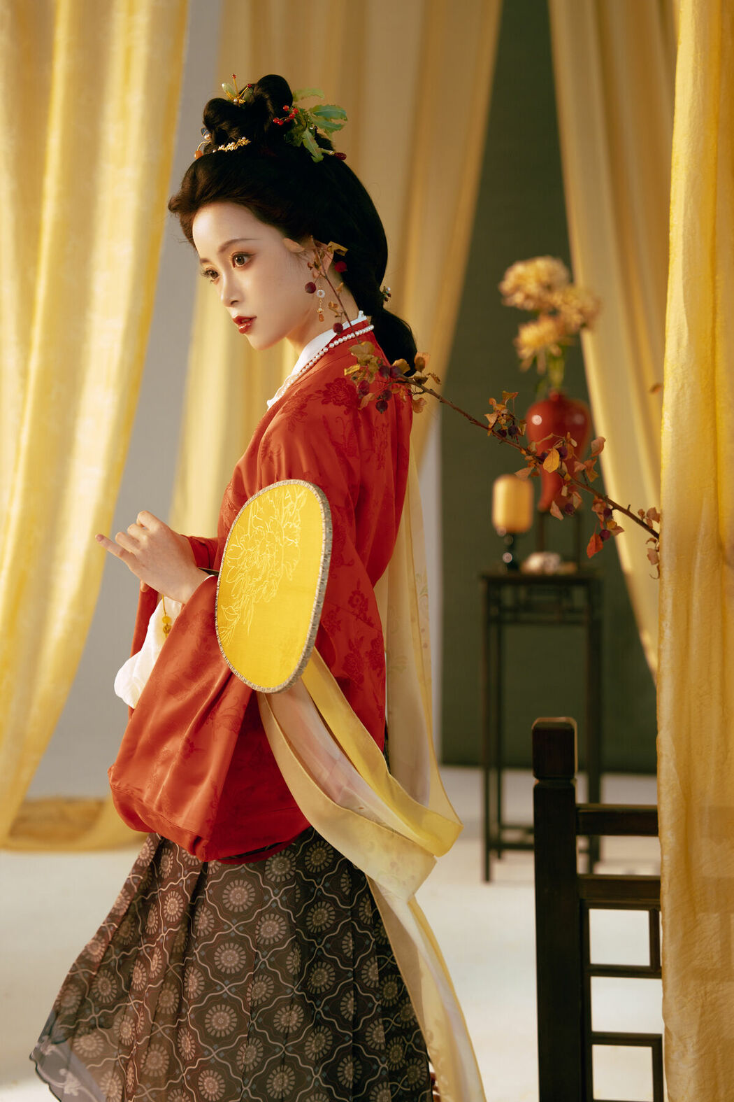 YiTuYu艺图语 Vol.10375 Tao Chi (14P)