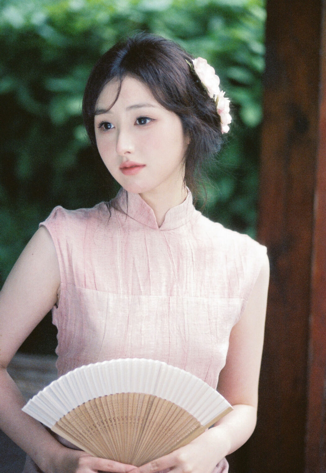 YiTuYu艺图语 Vol.10377 Shan Shan Hua Tao (17P)
