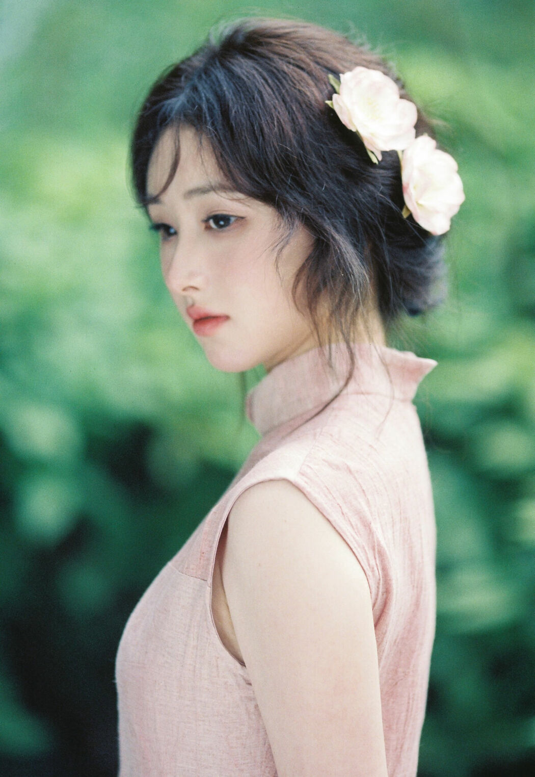 YiTuYu艺图语 Vol.10377 Shan Shan Hua Tao (17P)