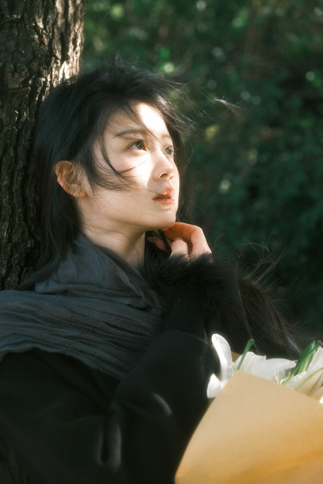 YiTuYu艺图语 Vol.10376 Lan Jian Dong (13P)