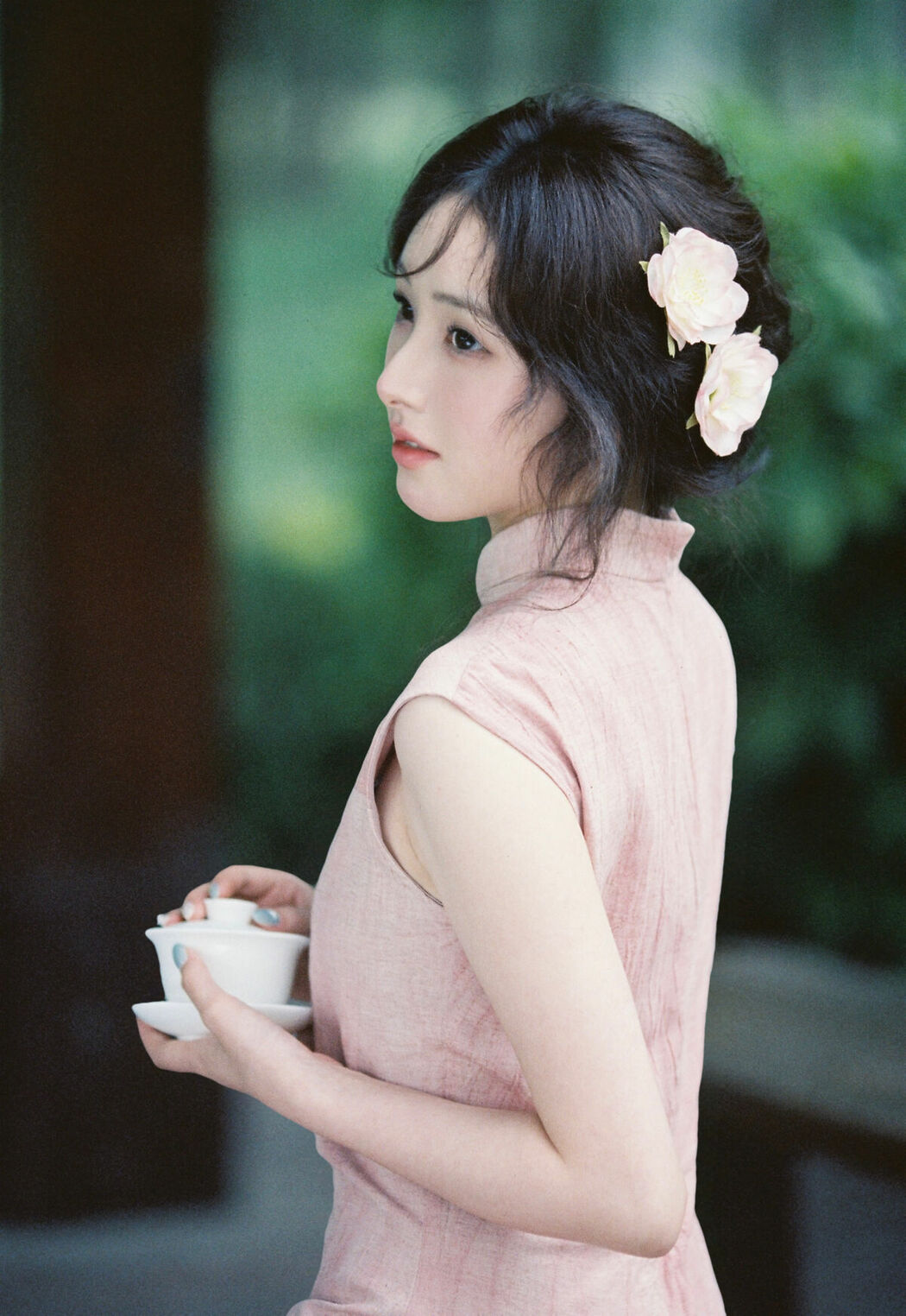 YiTuYu艺图语 Vol.10377 Shan Shan Hua Tao (17P)