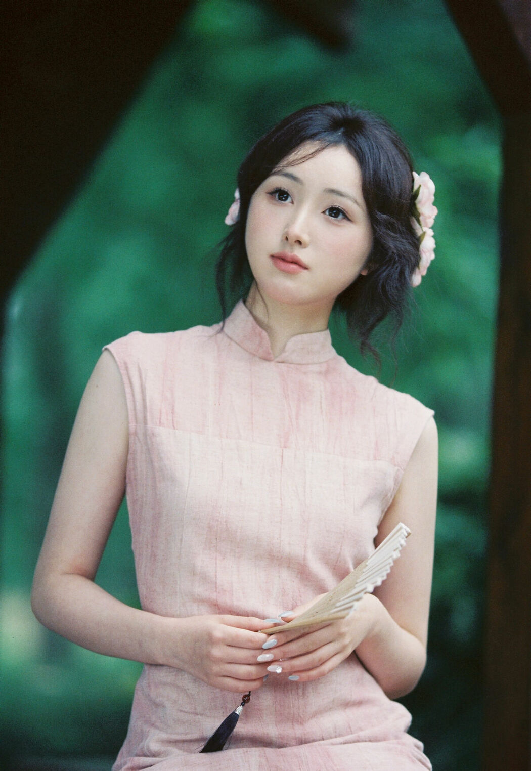 YiTuYu艺图语 Vol.10377 Shan Shan Hua Tao (17P)