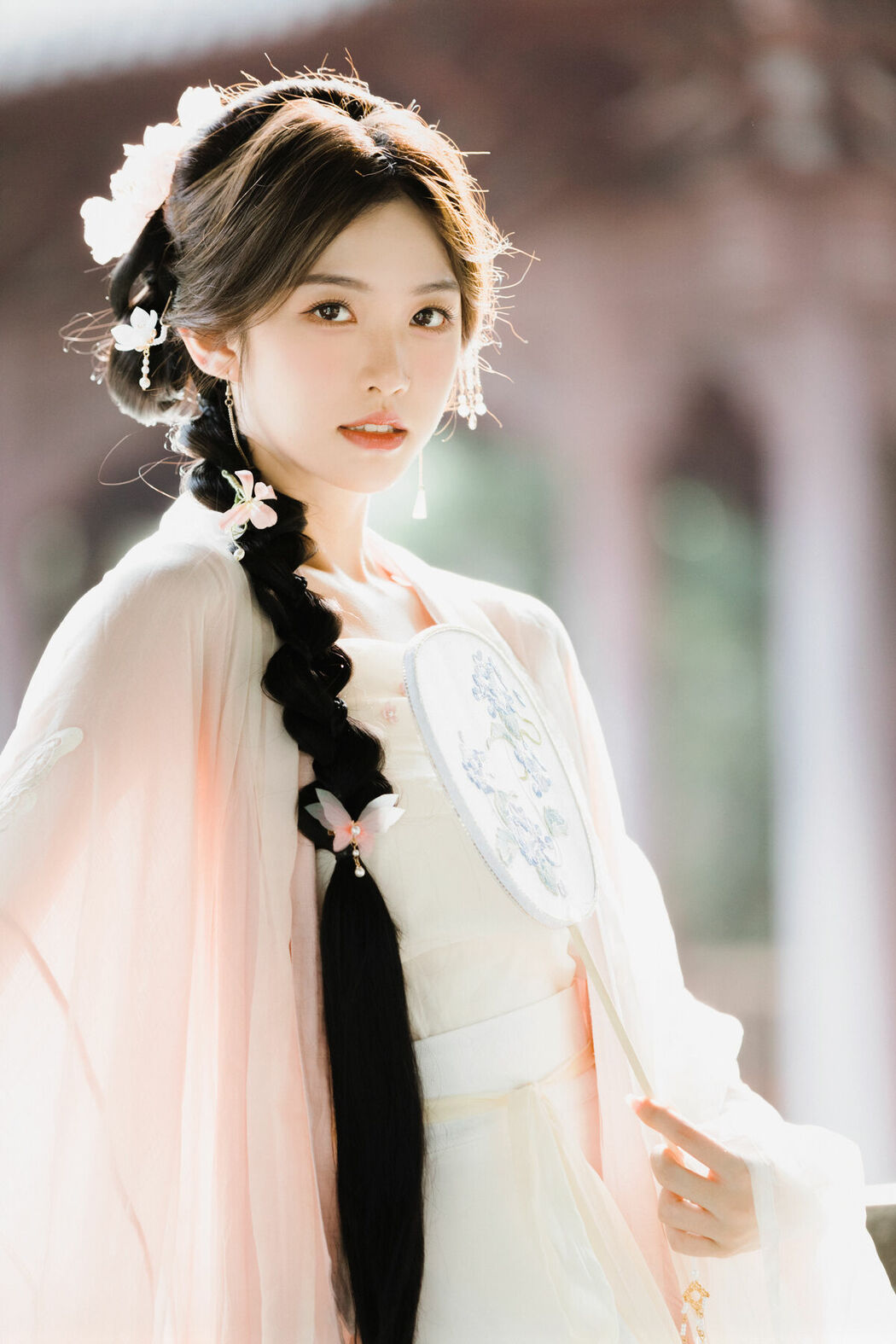 YiTuYu艺图语 Vol.10379 Wu Yi Fei (22P)