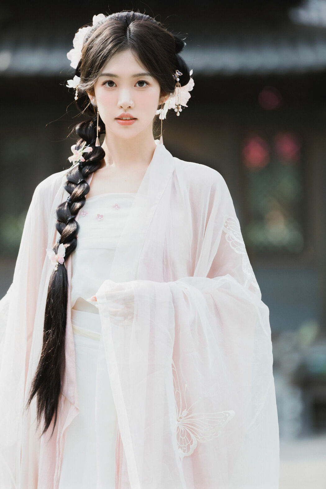 YiTuYu艺图语 Vol.10379 Wu Yi Fei (22P)