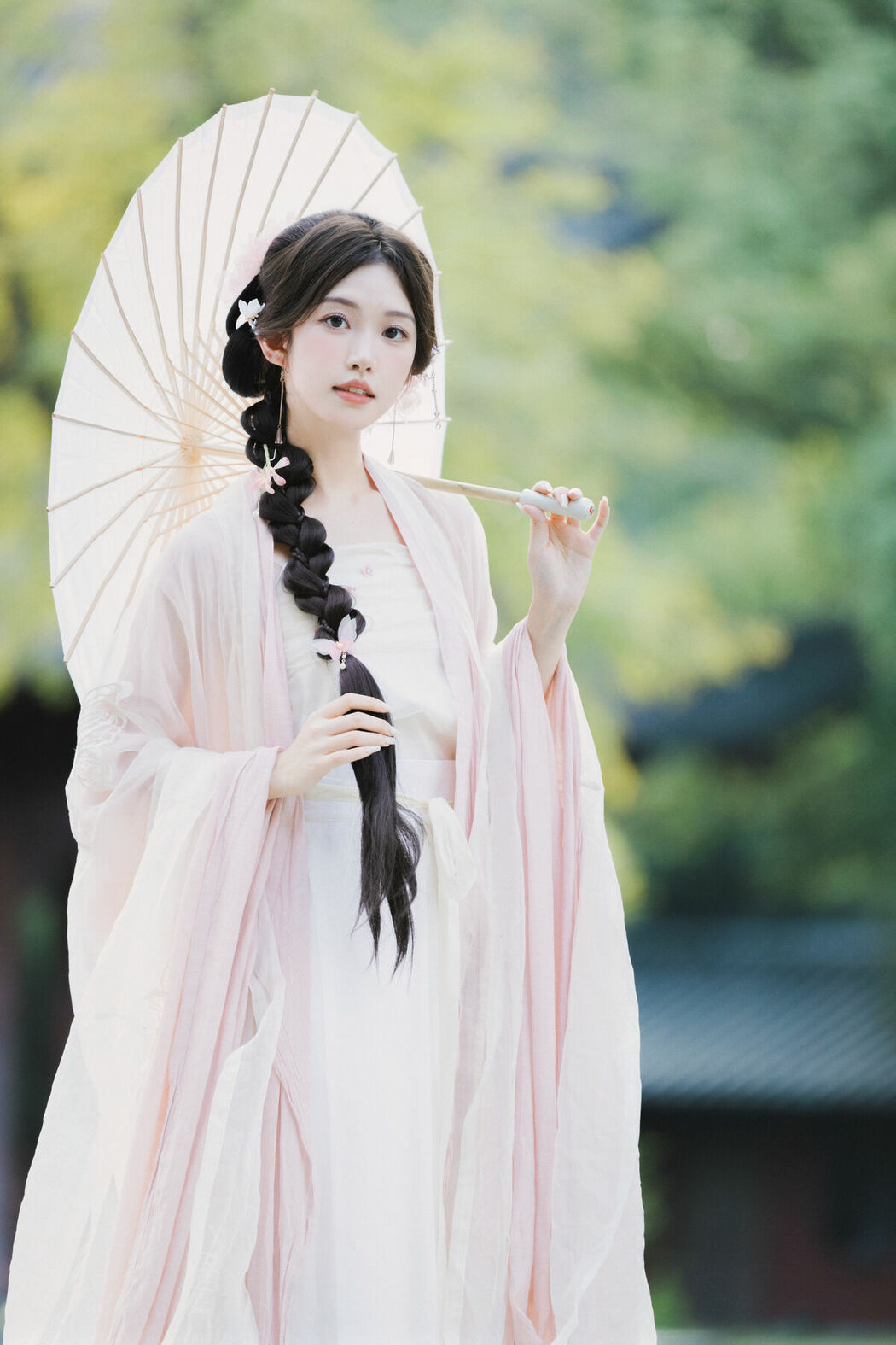 YiTuYu艺图语 Vol.10379 Wu Yi Fei (22P)