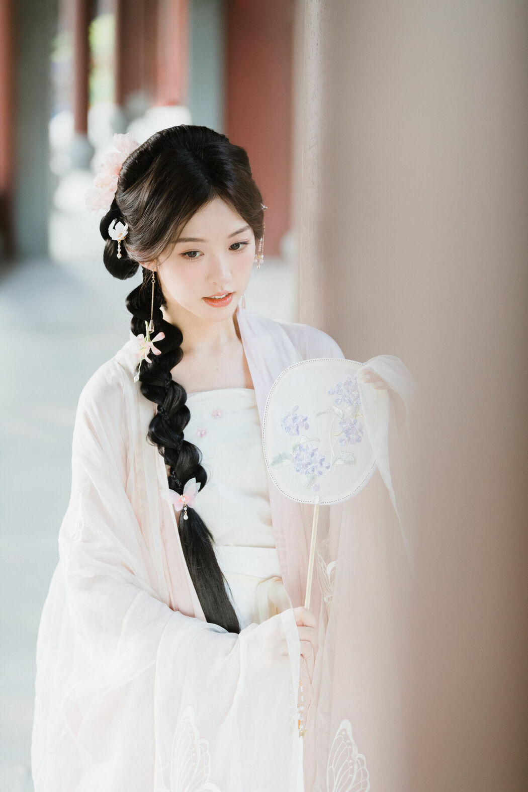 YiTuYu艺图语 Vol.10379 Wu Yi Fei (22P)