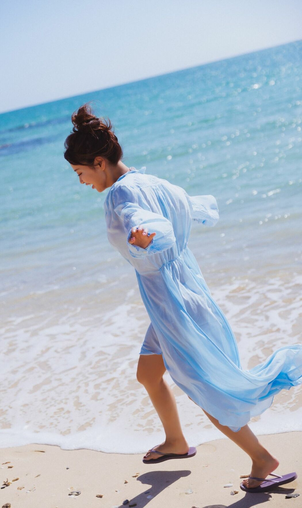 JP Yuka Iguchi 井口裕香 – 写真集 MORE MORE MORE -Another Side- カドカワエンタメムック (90P)
